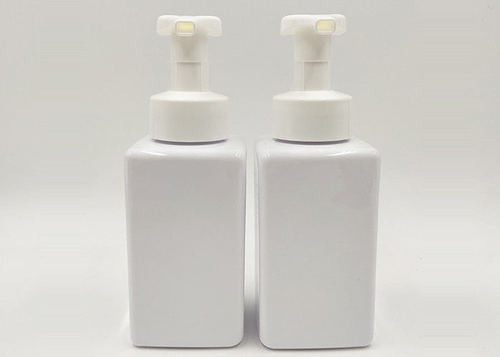 tipo di sigillatura cosmetico di forma 32/28mm del quadrato della bottiglia dell'ANIMALE DOMESTICO della pompa della schiuma 250ml